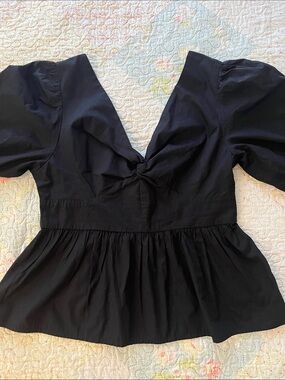 GAP Black Puff-Sleeve Twist-Front Peplum Top